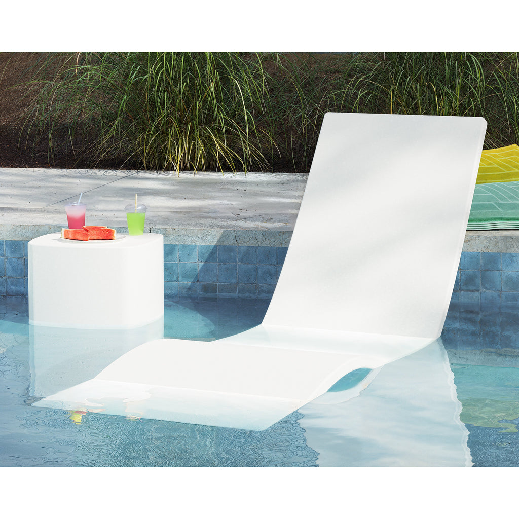 Laguna In-Pool Chaise Lounge