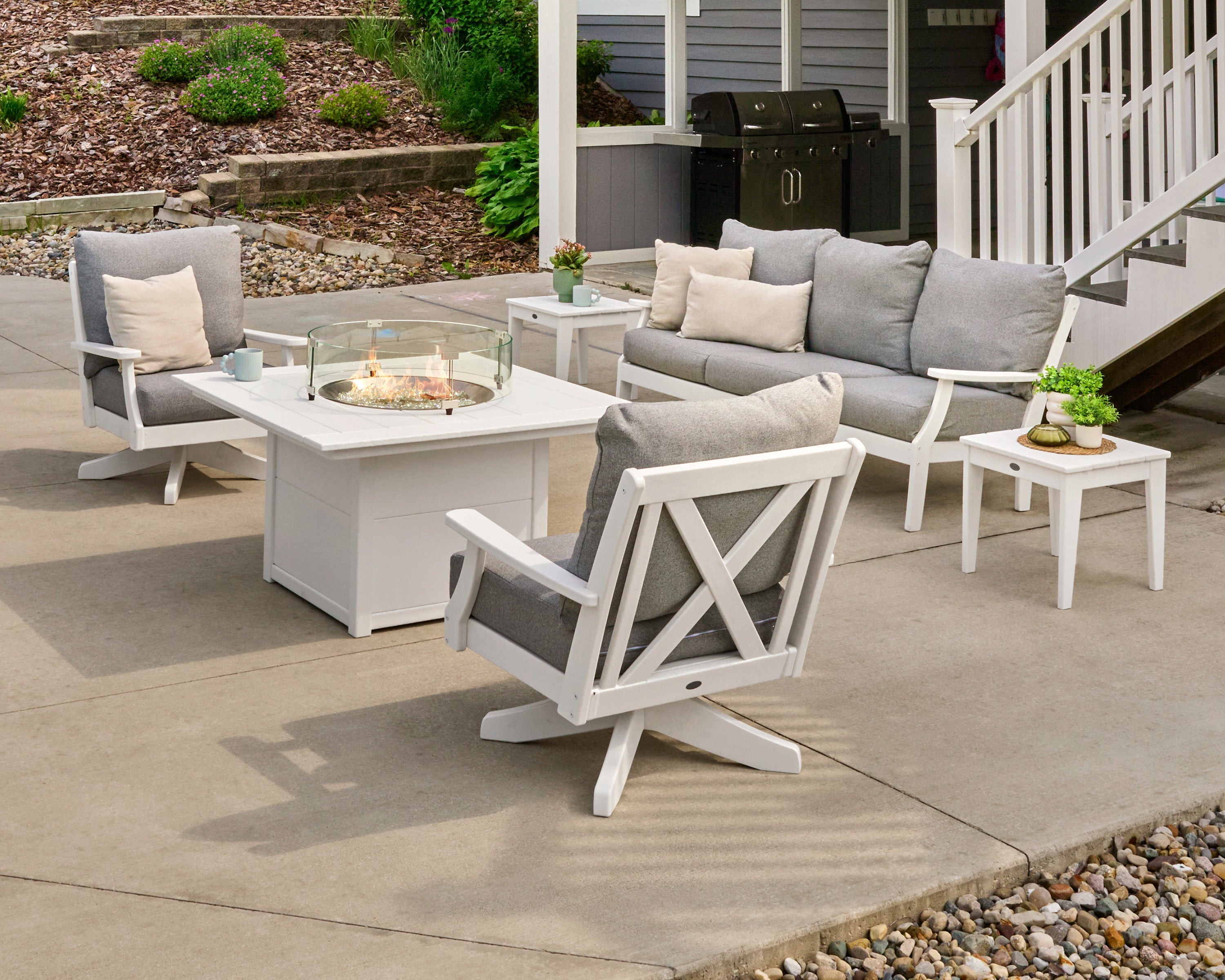 Braxton Deep Seating Swivel Chair