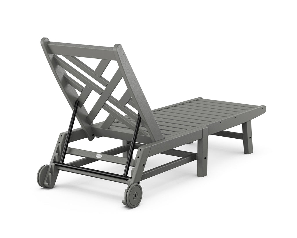 Chippendale Chaise with Wheels